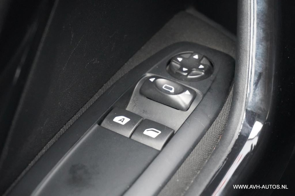 Peugeot 208 1.4 vti active
