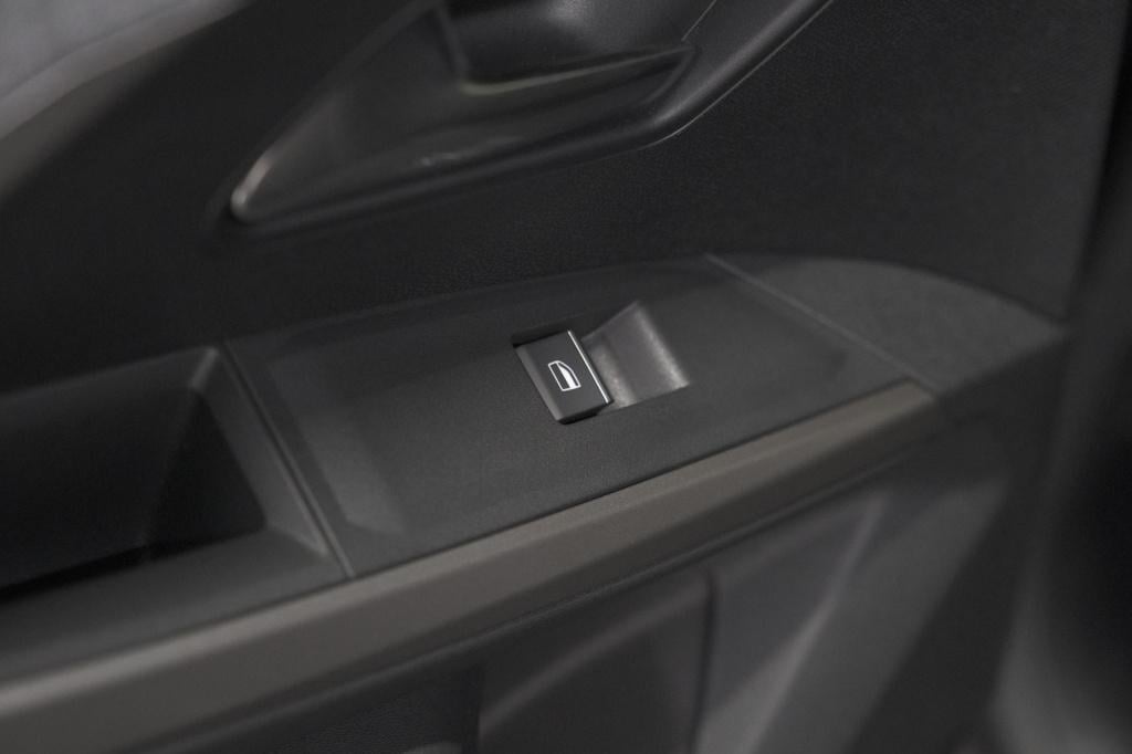 Peugeot 3008 1.2 hybrid 145 gt | trekhaak | elektrische kofferklep | camera