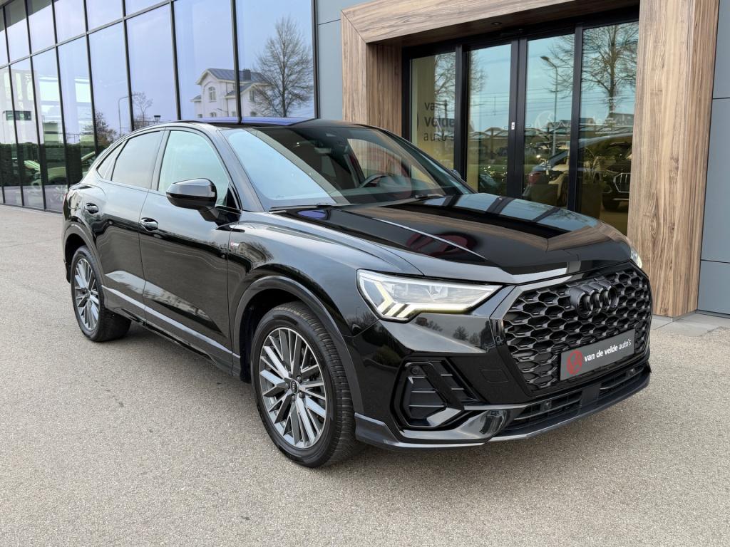 Audi Q3 sportback 35 tfsi 150pk s-tronic s-line | standkachel | black style
