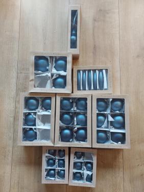 Mooie set mat blauwe kerstballen (mondgeblazen)