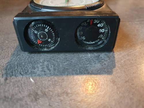 Analoge hoogtemeter met kompas/thermometer en spiegel voor signalen 4500 m