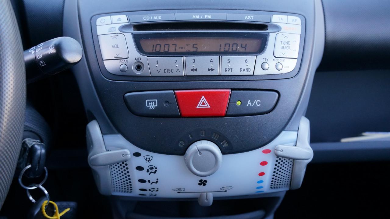 Peugeot 107 1.0-12V Urban Move rijklaar incl garantie