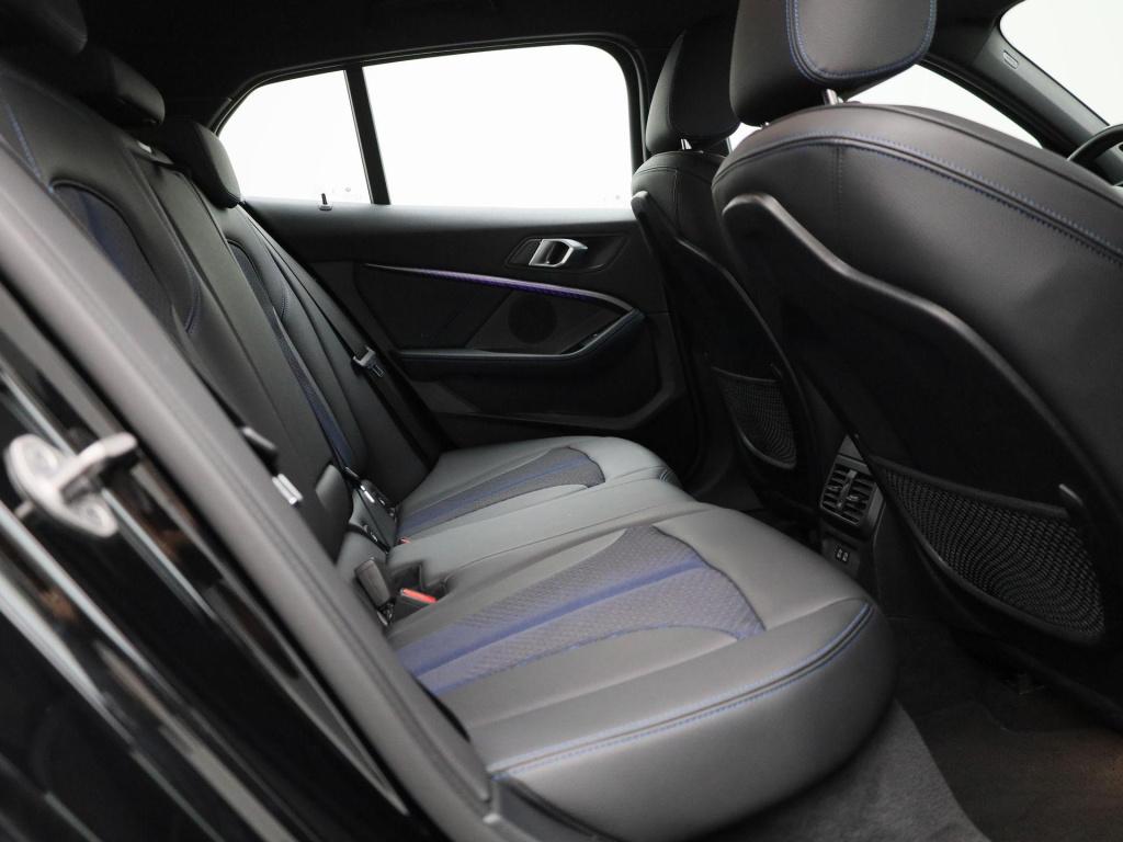 BMW 1 Serie 120i business edition | m-sport | automaat | navigatie | stoel/