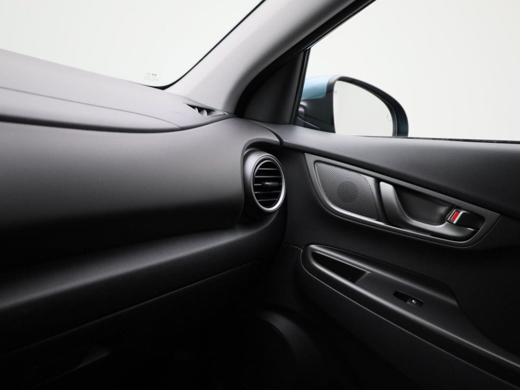 Hyundai Kona ev fashion 64 kwh | automaat | navigatie | heads-up display | 
