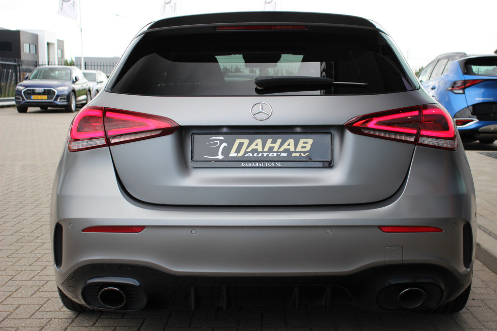 Mercedes-Benz A-Klasse amg 35 4matic premium plus | schaalstoelen | 360 cam