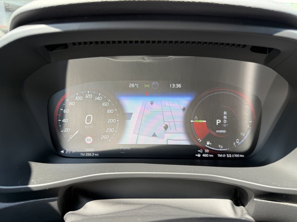 Volvo XC40 1.5 t5 te moment pro