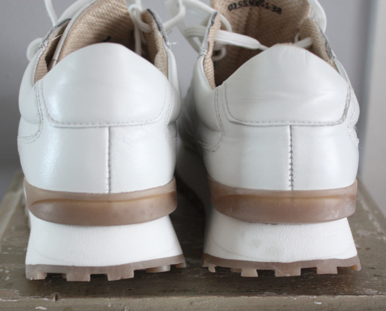 Witte sneakers maat 38