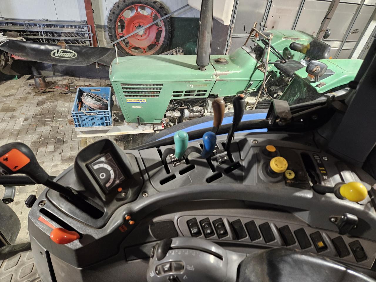 New holland tsa 100