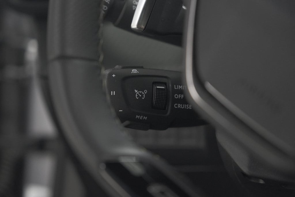 Peugeot 2008 hybrid 136 e-dsc6 gt | 360 camera | adaptieve cruise control |