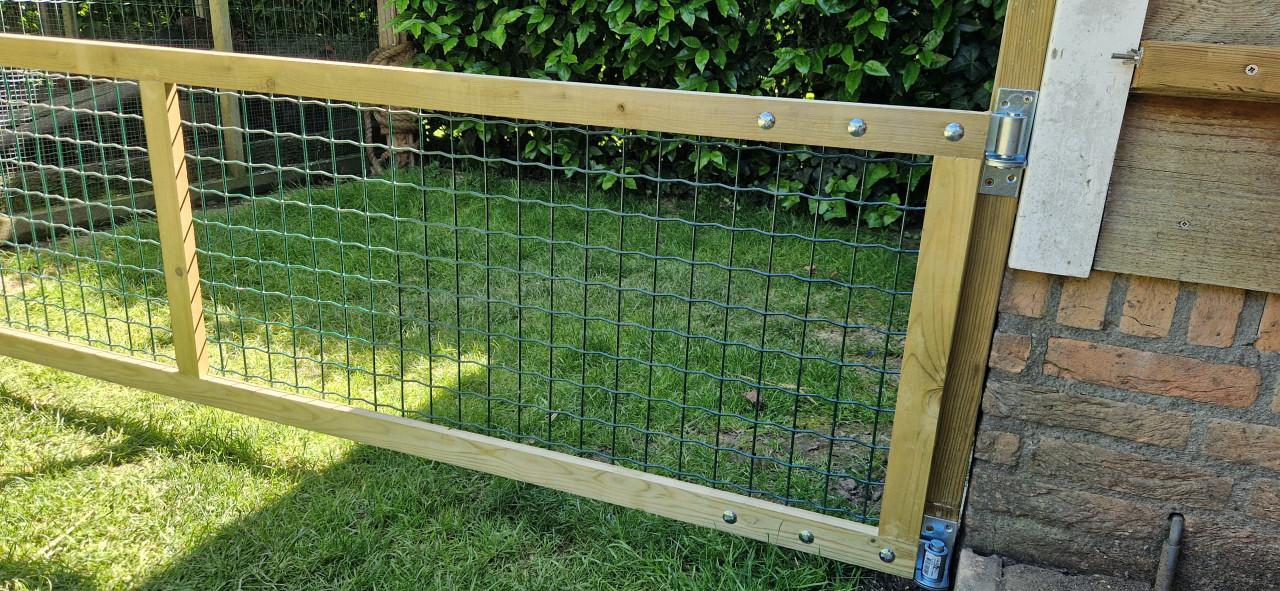 Rol groen geplastificeerd draadgaas, 100cm hoog <<