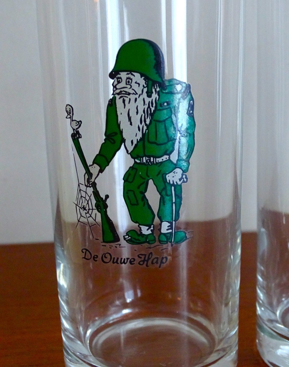 3 Vintage Glazen met soldaten