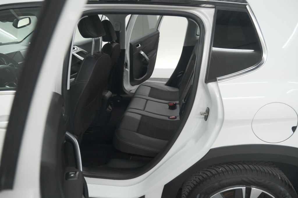 Peugeot 2008 puretech 130 allure | camera | apple carplay | parkeersensoren
