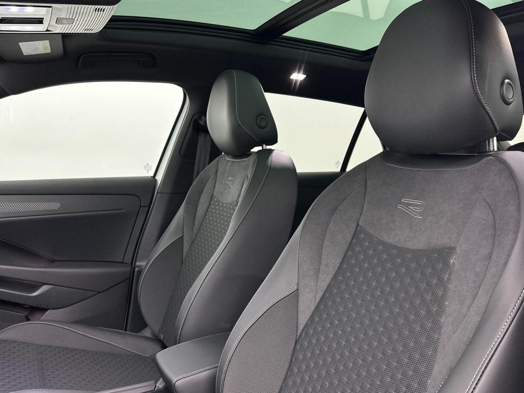 Volkswagen T-roc 1.5 etsi r-line first edition
