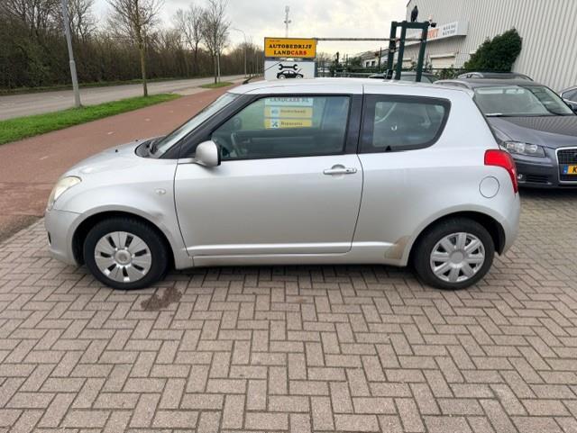 Suzuki Swift 1.5 exclusive