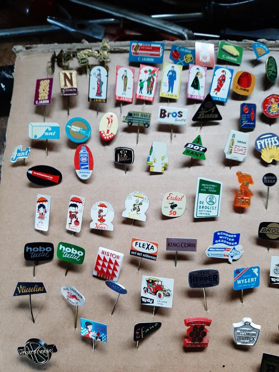 Groot aantal Diverse speltjes/pins