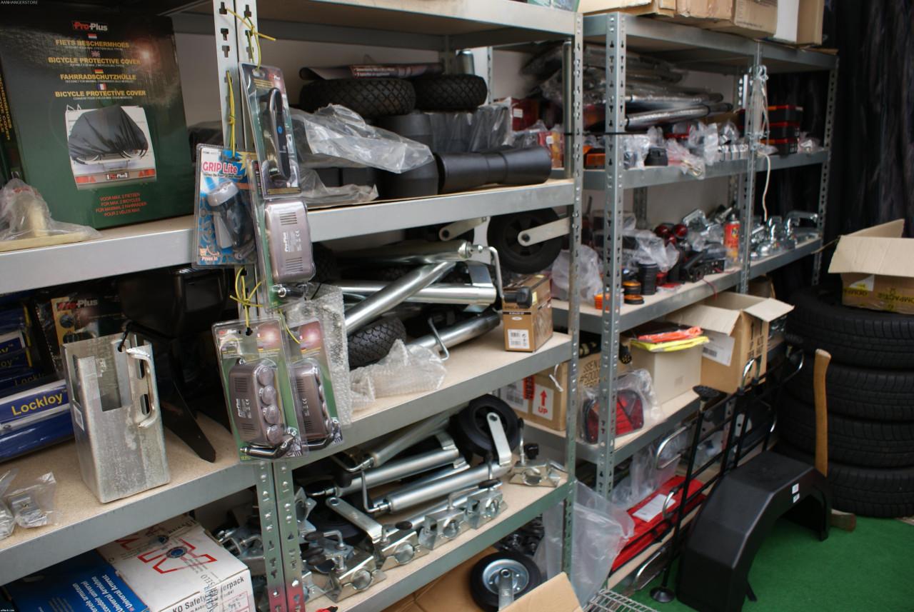 Heeft u onderdelen voor uw aanhangwagen nodig ?