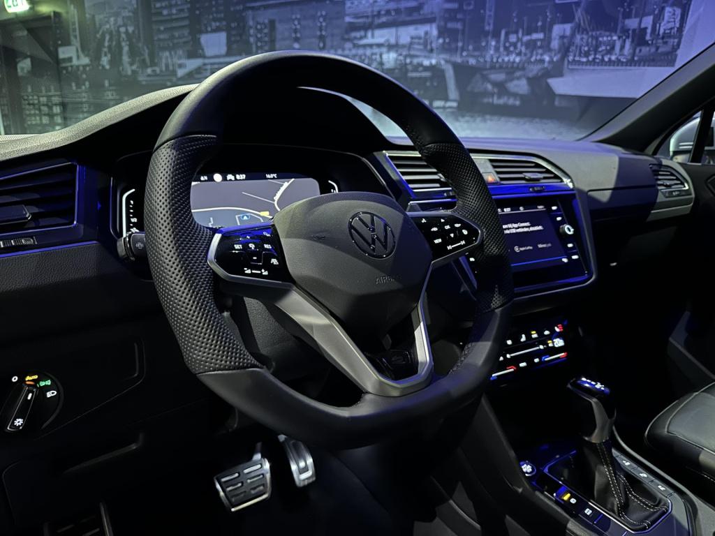 Volkswagen Tiguan 1.4 tsi ehybrid r-line business+ *pano*memory*sfeerverlic