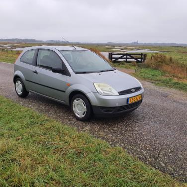 Ford Fiësta 1.4-16V Ambiënte