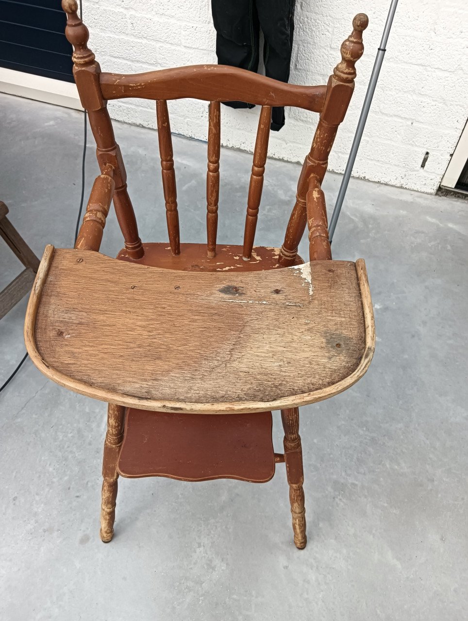 Vintage houten kinderstoel