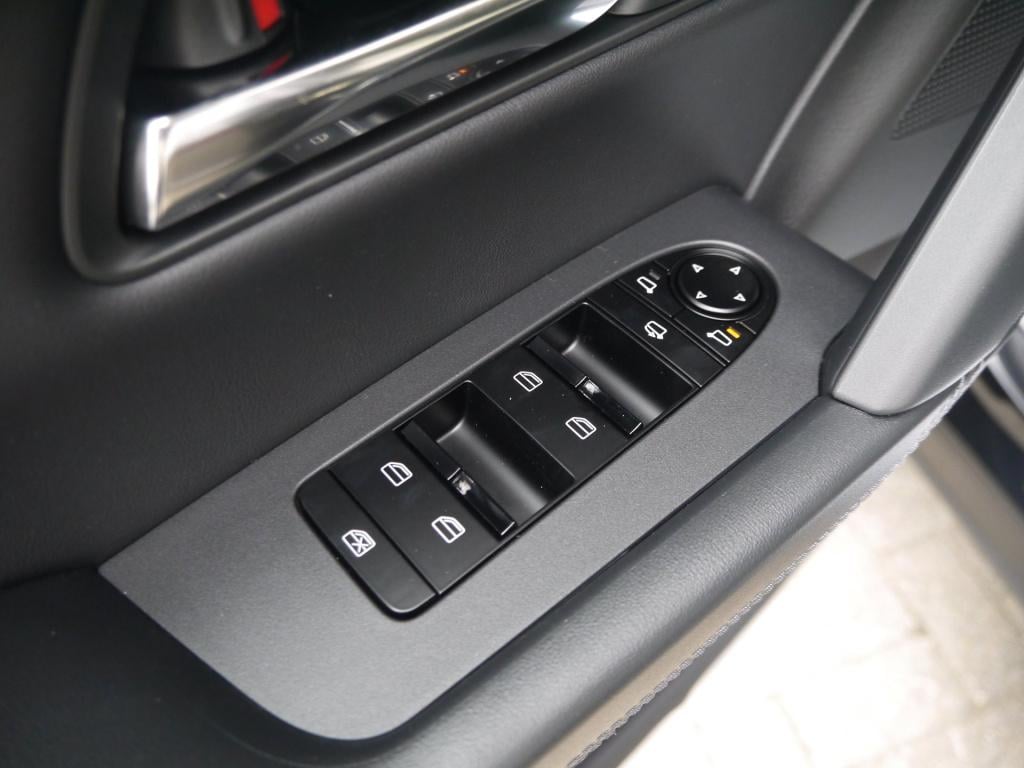 Mazda Cx-5 2.5 e-skyactiv g 141 m hybrid exclusive-line