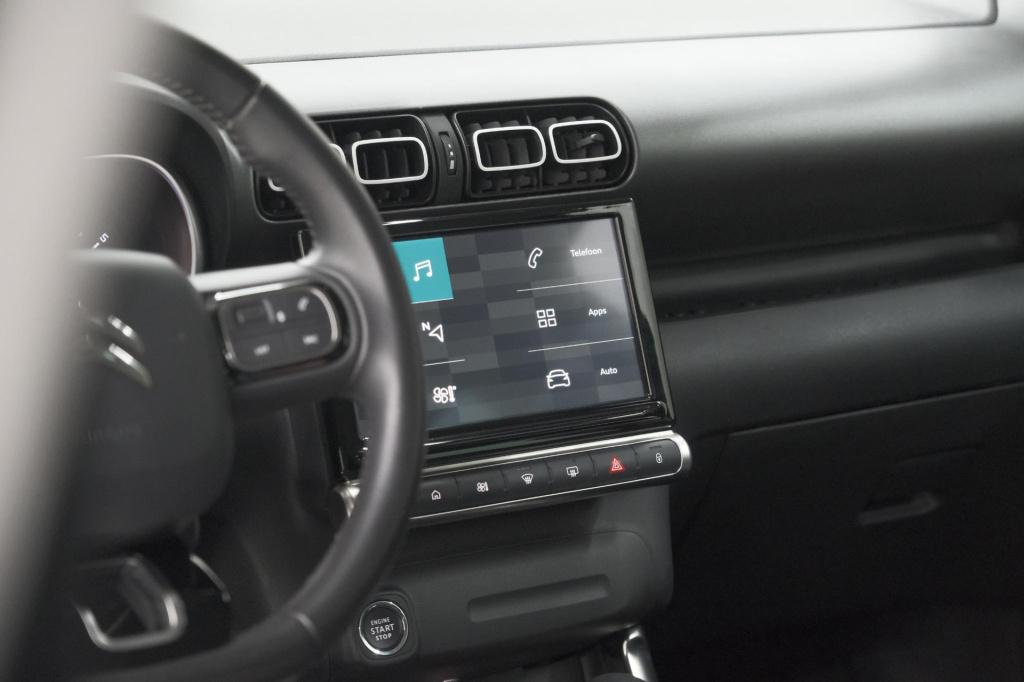 Citroen C3 Aircross puretech 130 eat6 shine pack | camera | apple carplay |