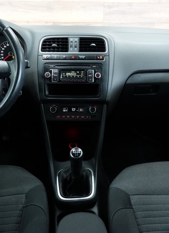 Volkswagen Polo 1.2 tsi | stoelverw. | pdc | airco |