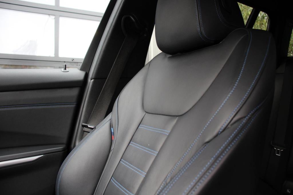 BMW 3-serie touring 330i m-sport - leder - 360 camera - head up - led - vir