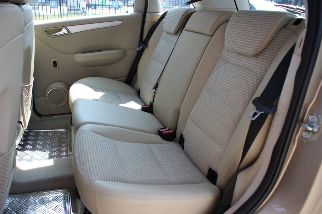 Mercedes-Benz B-Klasse 170 | stoelverwarming | 17"