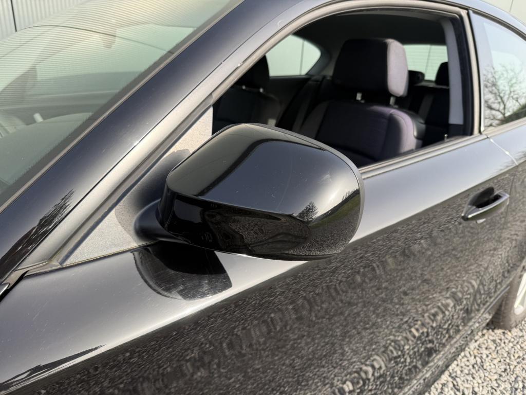 BMW 1 Serie 116i 2.0 122pk executive 3-drs