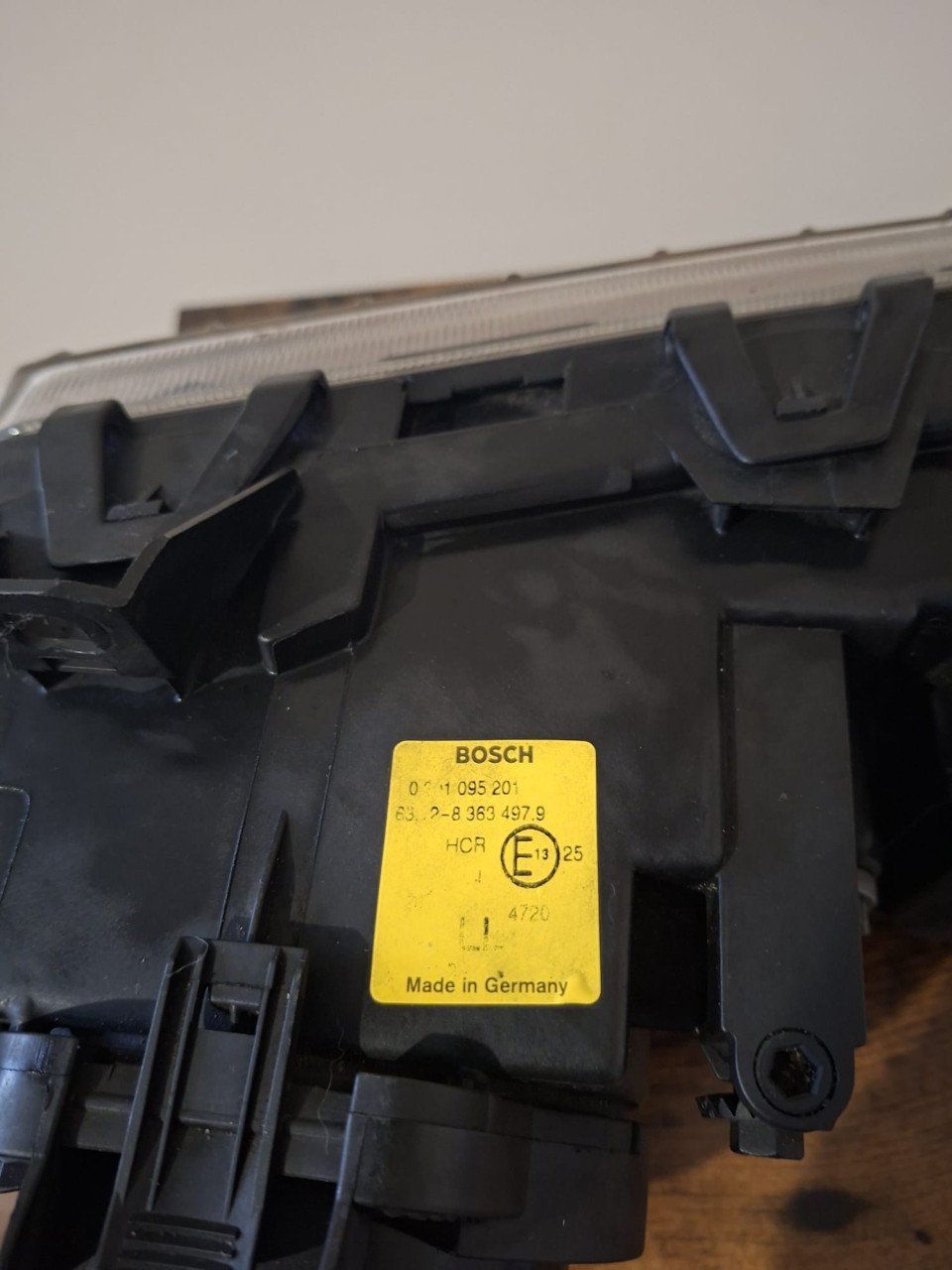 BMW E36 SEDAN KOPLAMP LINKS