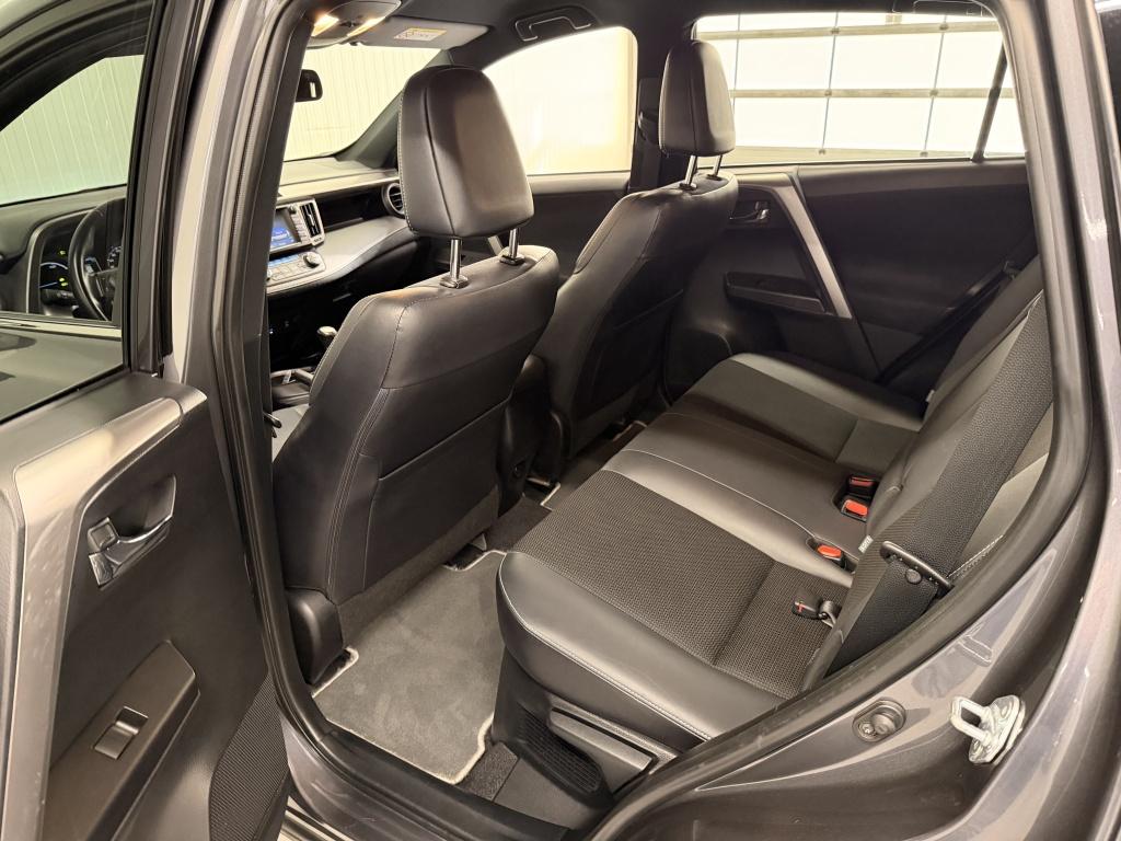 Toyota Rav4 2.5 hybrid awd style