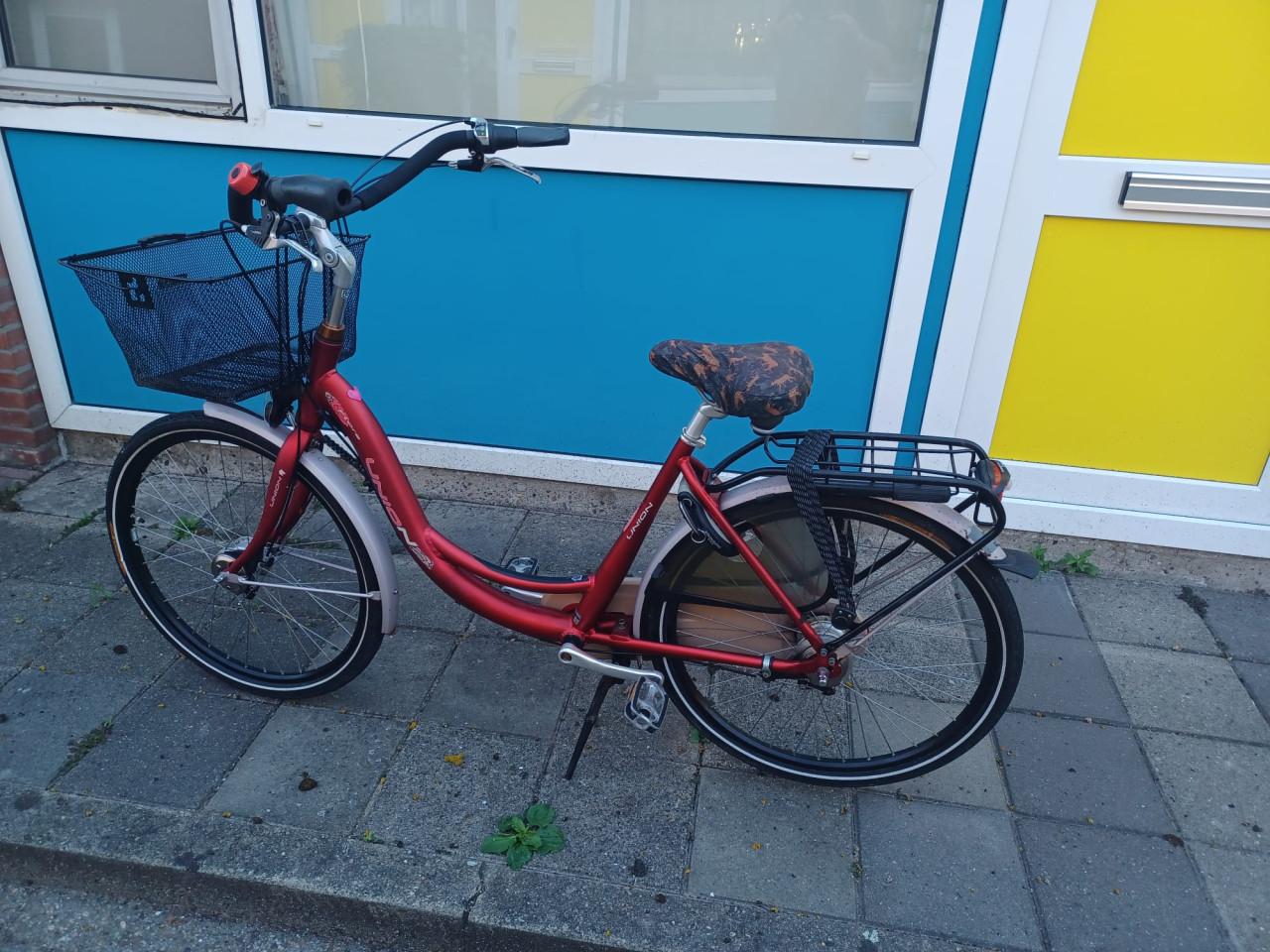 Union Flow 26 inch damesfiets incl. Basil mandje - Zeer nette staat