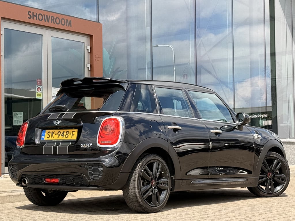 Mini Cooper mini 1.5 king’s cross | john cooper works | navi | cruise | led
