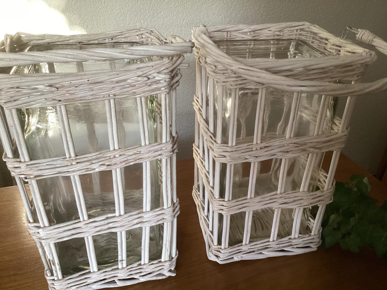 2 grote, gave windlichten….