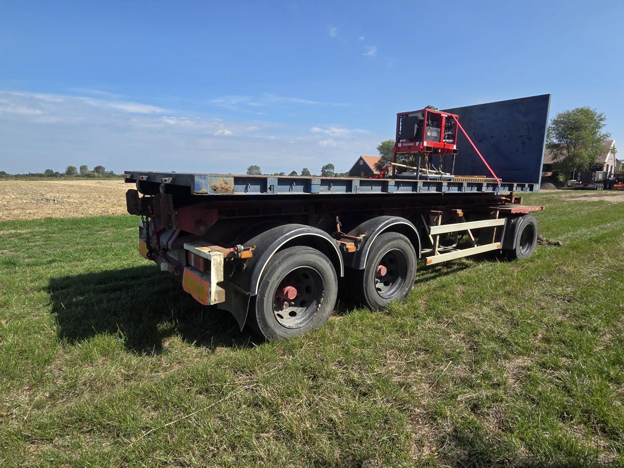 Kiepende container aanhanger