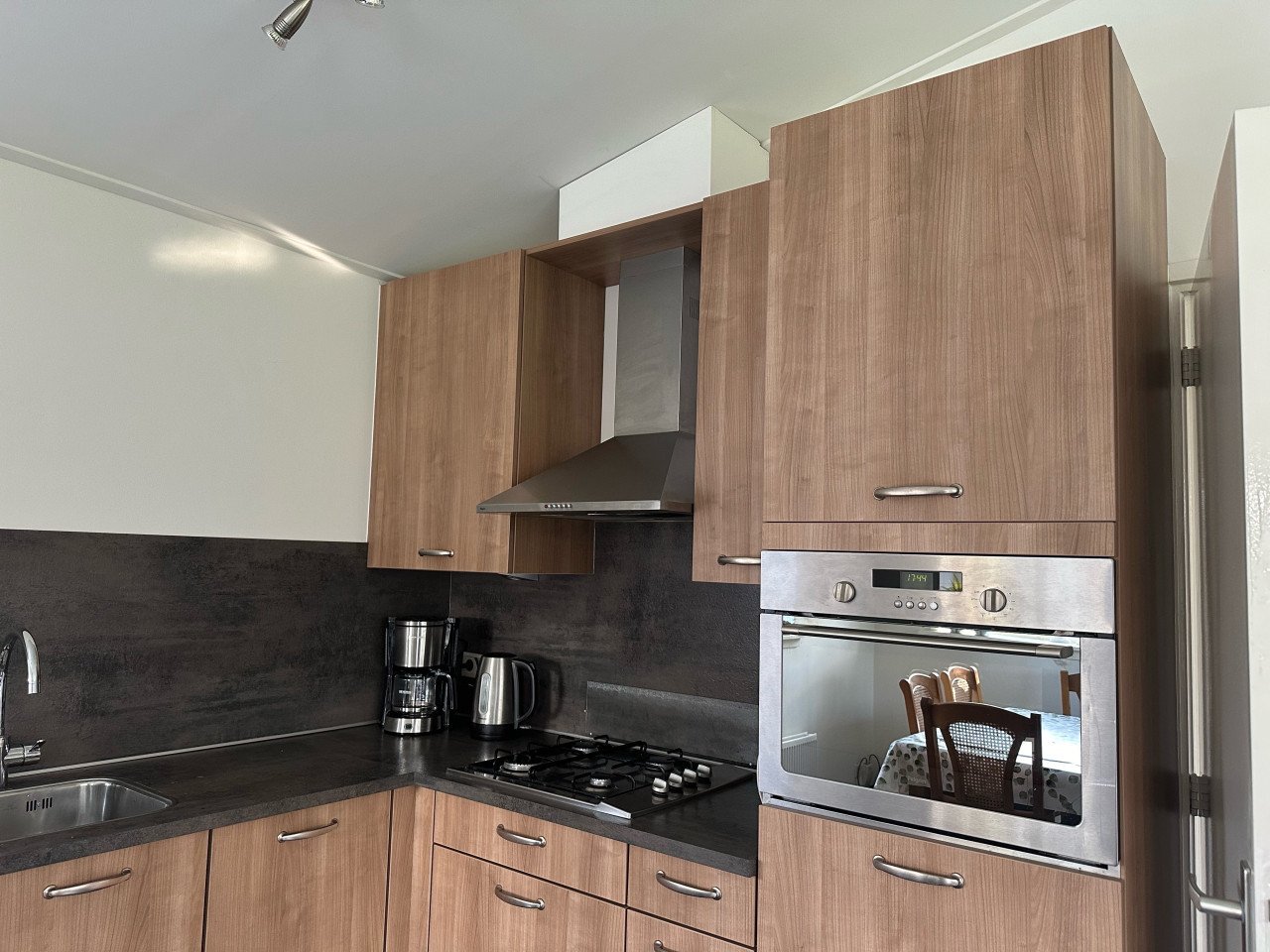 TE HUUR 6 persoons vakantiewoning (winterperiode)