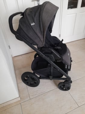 Joie Wandelwagen ( in goede staat )