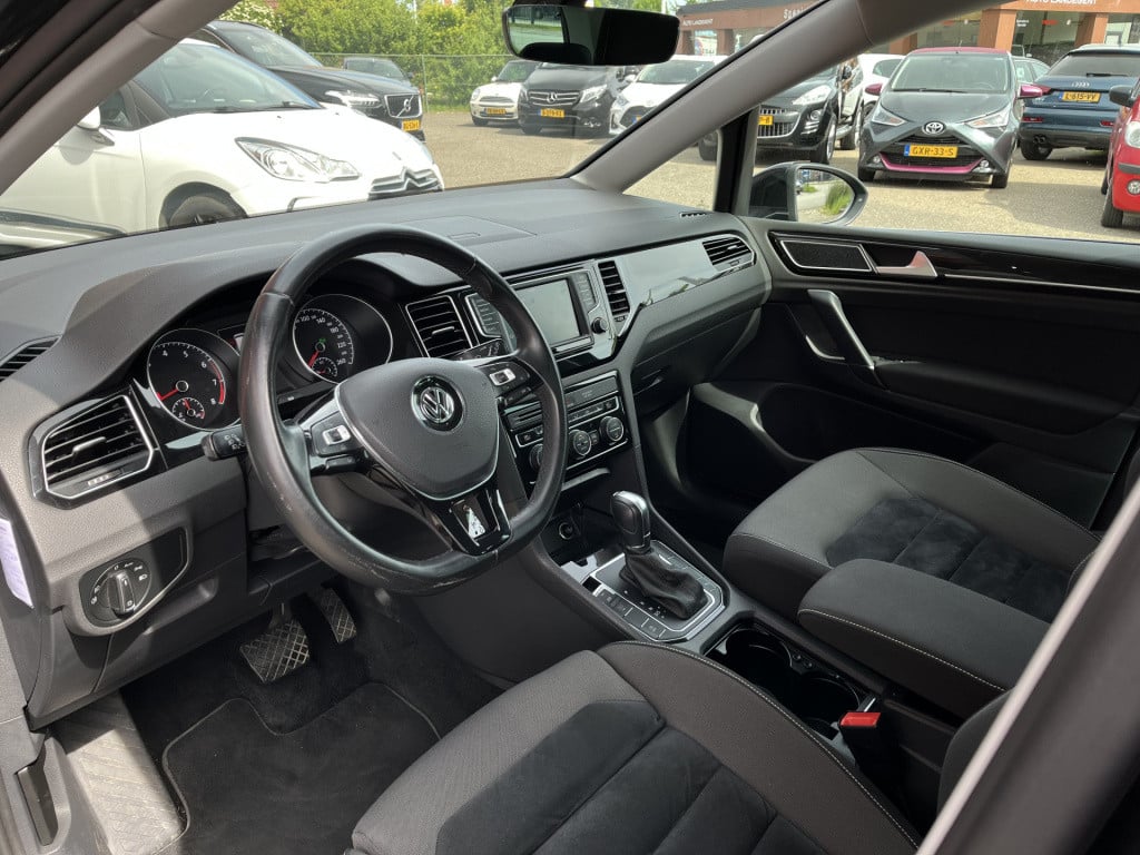 Volkswagen Golf Sportsvan 1.4 tsi highline | massage | 17'' | stoelverw. | 