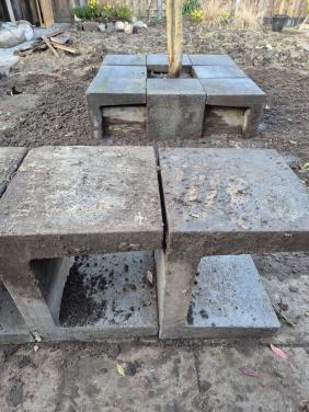 Betonnen blokken u-profiel