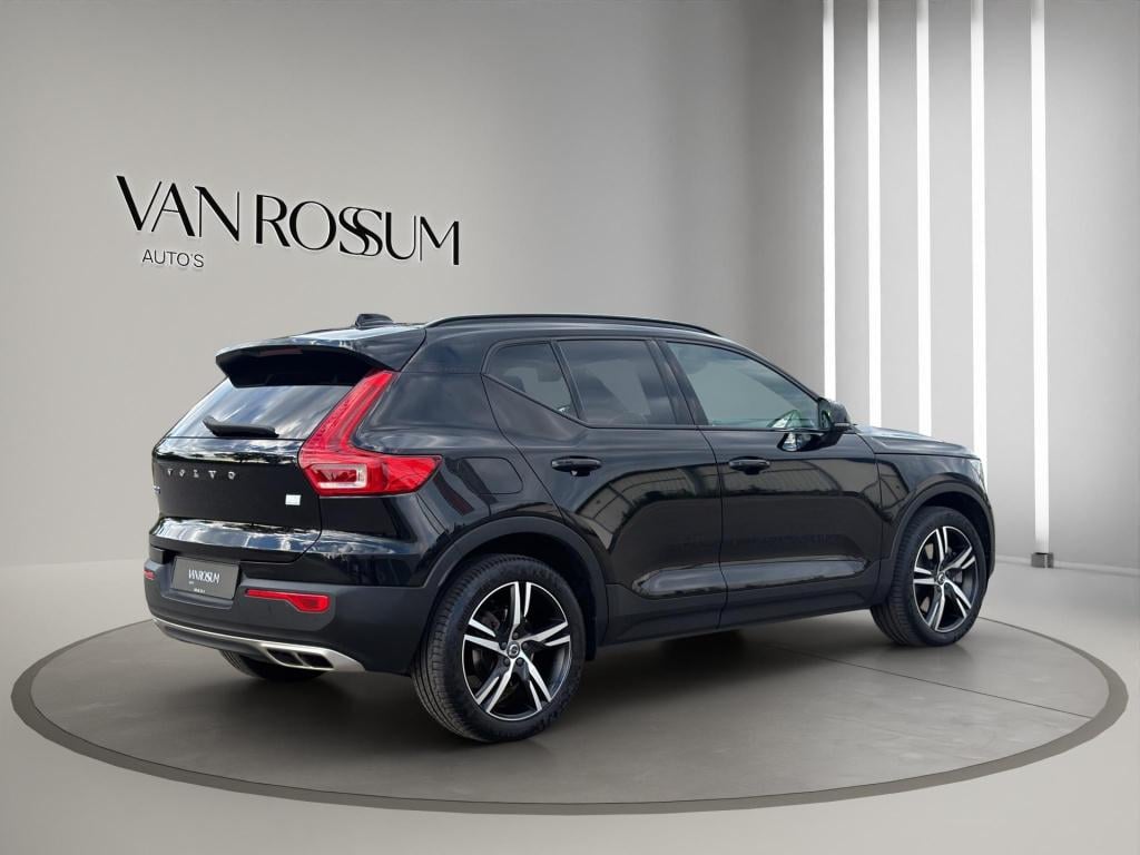 Volvo XC40 1.5 t4 recharge r-design h&k camera acc blis