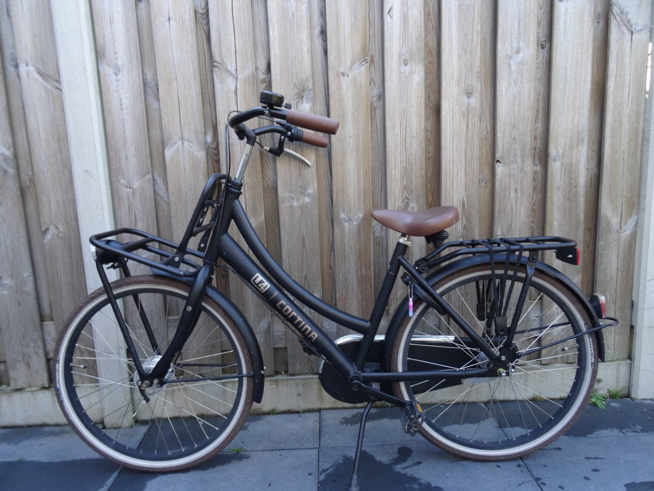 Cortina U4 24 inch meisjesfiets 3 versnellingen