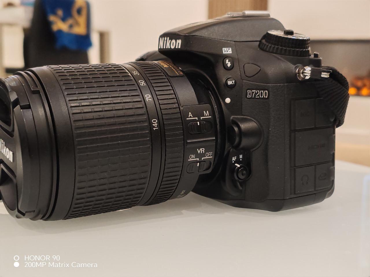 Nikon d7200 en 18-140 lens