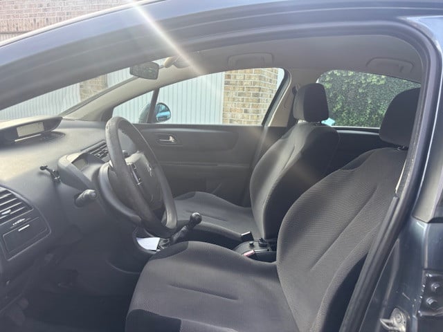 Citroën C4 1.6-16v Airco 156dkm nap logisch