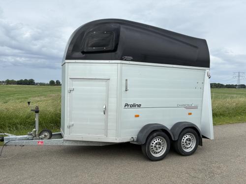 Volledig aluminium 2 paards Proline Chamonix met zadelkamer