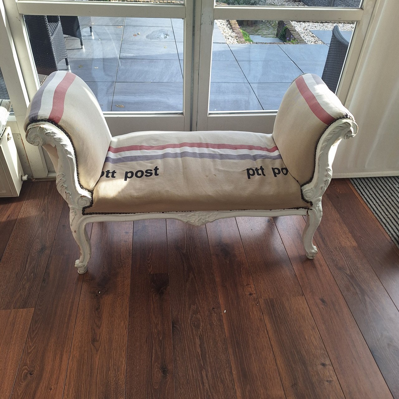 Chaise longue