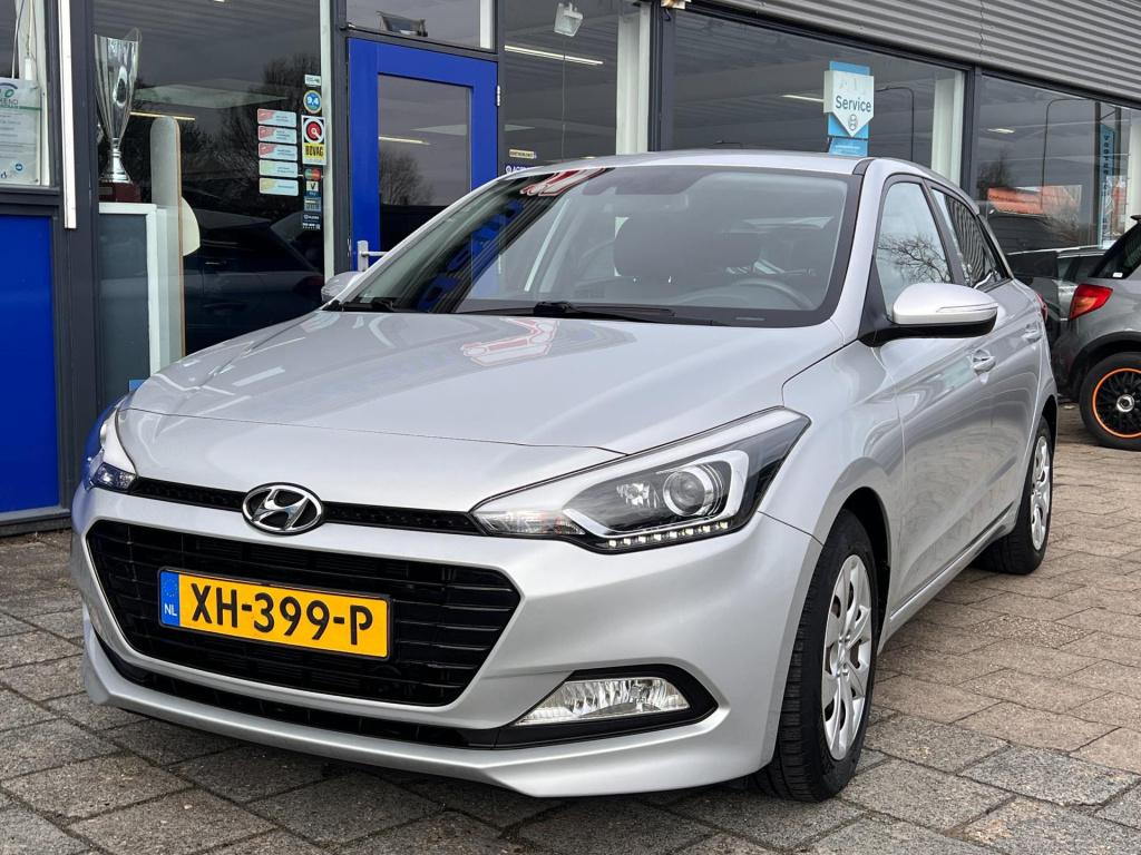Hyundai I 20 1.0 t-gdi comfort, camera, navigatie, trekhaak enz...