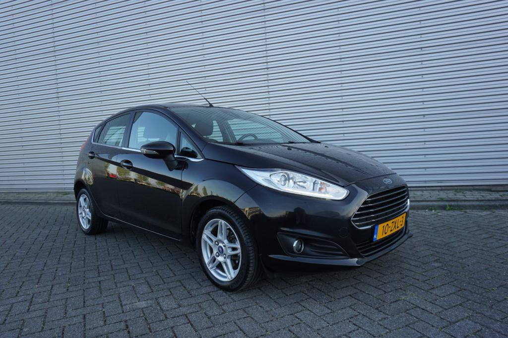 Ford Fiesta 1.0 ecoboost titanium airco / cruise / elektr. ramen / nap
