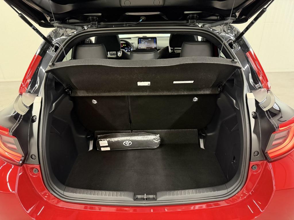 Toyota Yaris 1.5 hybride bi-tone executive| hud| stoel.verw| camera| bsm