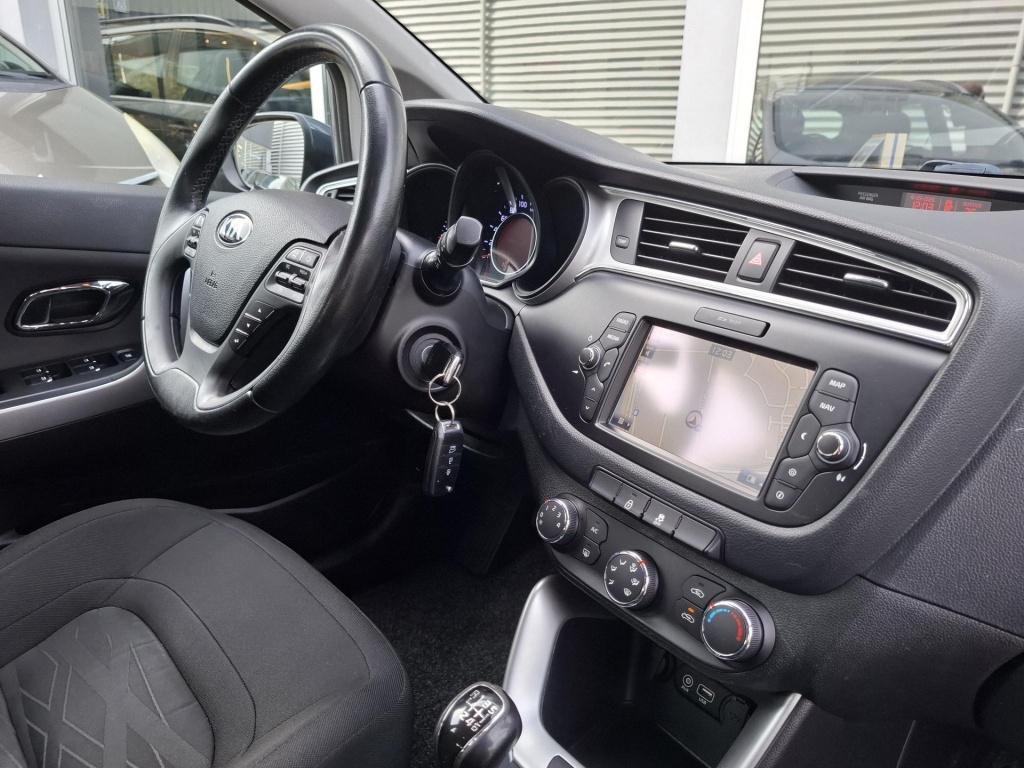 Kia Cee'd sportswagon 1.4 gdi navigator airco/nav/cam