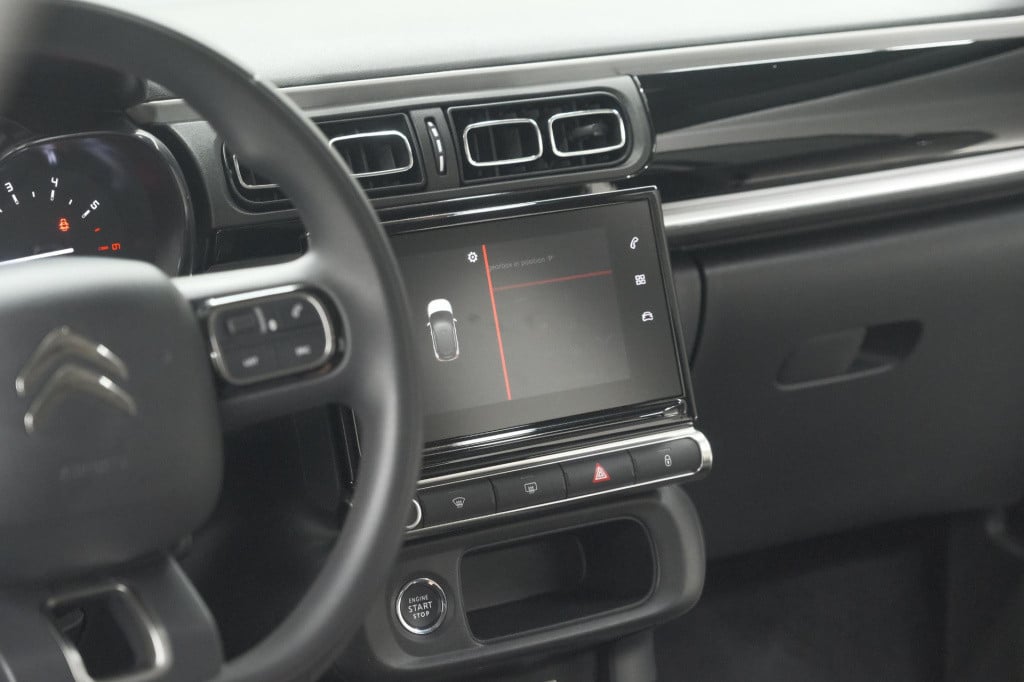 Citroen C3 puretech 110 eat6 max | apple carplay | parkeersensoren | climat